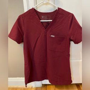 Figs Women's V-Neck Scrub Top in Burgundy